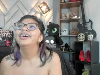 MirandaHaguen's Live Sex Cam Show