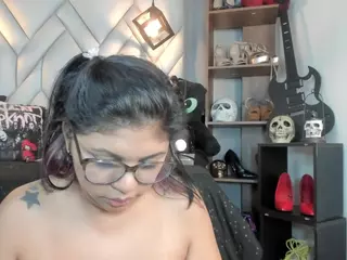 MirandaHaguen's Live Sex Cam Show