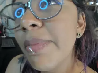 MirandaHaguen's Live Sex Cam Show