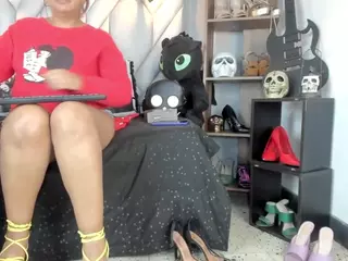 MirandaHaguen's Live Sex Cam Show
