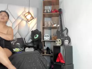 MirandaHaguen's Live Sex Cam Show