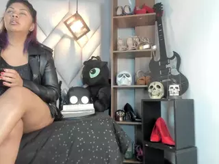 MirandaHaguen's Live Sex Cam Show