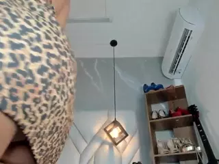 MirandaHaguen's Live Sex Cam Show