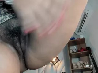 MirandaHaguen's Live Sex Cam Show
