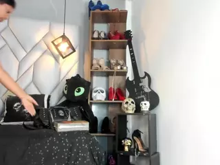 MirandaHaguen's Live Sex Cam Show
