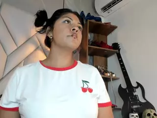 MirandaHaguen's Live Sex Cam Show