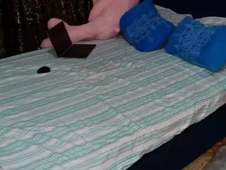 Exotic Smiles's Live Sex Cam Show