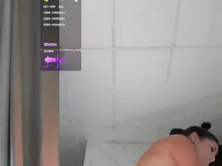 charlottee-4's Live Sex Cam Show