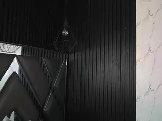 charlottee-4's Live Sex Cam Show