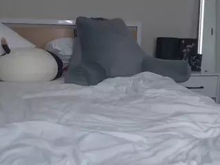 Lia L's Live Sex Cam Show