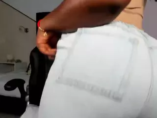 Chantal's Live Sex Cam Show