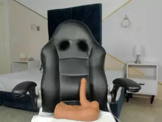 Chantal's Live Sex Cam Show