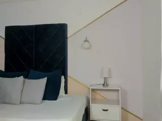 Chantal's Live Sex Cam Show