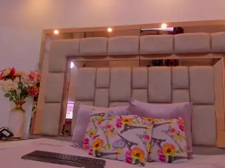 Chantal's Live Sex Cam Show