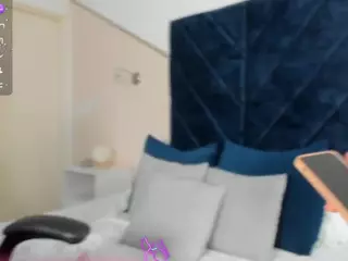 Chantal's Live Sex Cam Show