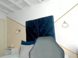 Chantal's Live Sex Cam Show