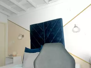 Chantal's Live Sex Cam Show