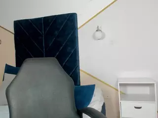 Chantal's Live Sex Cam Show