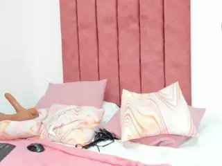 Chantal's Live Sex Cam Show