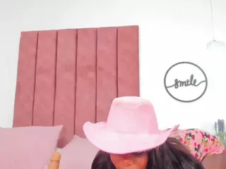 Chantal's Live Sex Cam Show