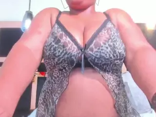 Naomii-Watts's Live Sex Cam Show