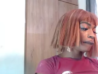 EXoticEBonyxx's Live Sex Cam Show