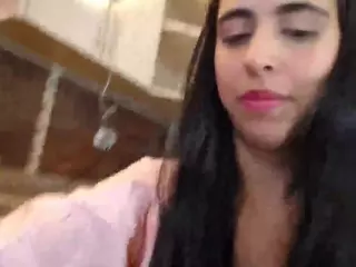 AnnaAlvarez's Live Sex Cam Show