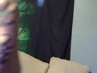 ShadowV5551's Live Sex Cam Show