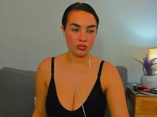 MarilynKitty's Live Sex Cam Show