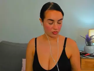 MarilynKitty's Live Sex Cam Show