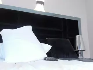 Alexa's Live Sex Cam Show