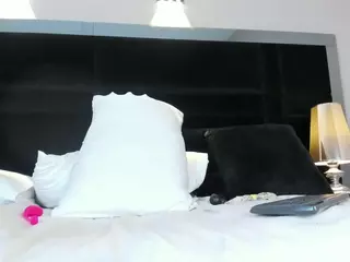 Alexa's Live Sex Cam Show