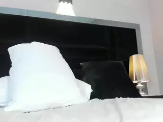 Alexa's Live Sex Cam Show