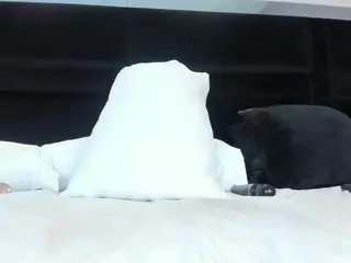 Alexa's Live Sex Cam Show