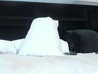 Alexa's Live Sex Cam Show