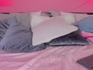 Alaia Big Booty's Live Sex Cam Show