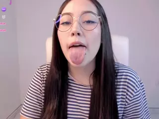 Bubble-gum's Live Sex Cam Show