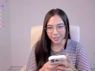 Bubble-gum's Live Sex Cam Show