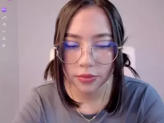 Bubble-gum's Live Sex Cam Show