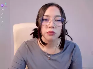 Bubble-gum's Live Sex Cam Show