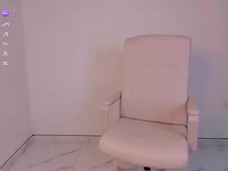 Bubble-gum's Live Sex Cam Show
