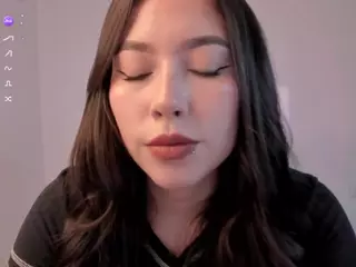 Bubble-gum's Live Sex Cam Show