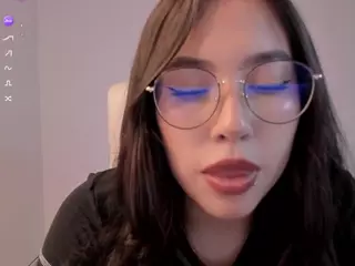 Bubble-gum's Live Sex Cam Show