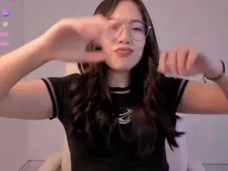 Bubble-gum's Live Sex Cam Show