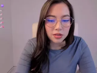 Bubble-gum's Live Sex Cam Show