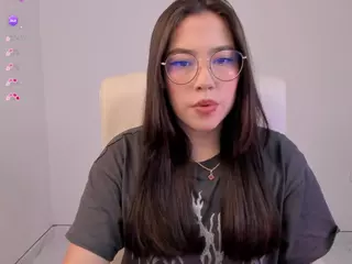 Bubble-gum's Live Sex Cam Show
