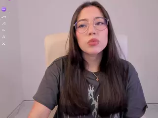 Bubble-gum's Live Sex Cam Show