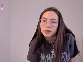 Bubble-gum's Live Sex Cam Show