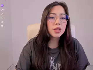 Bubble-gum's Live Sex Cam Show