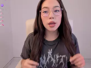 Bubble-gum's Live Sex Cam Show